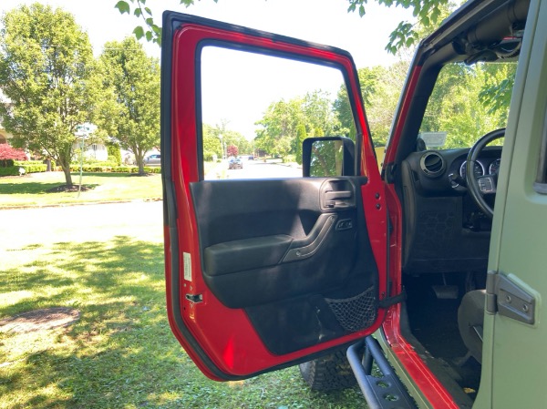 Used-2012-Jeep-Wrangler-Unlimited-Sport