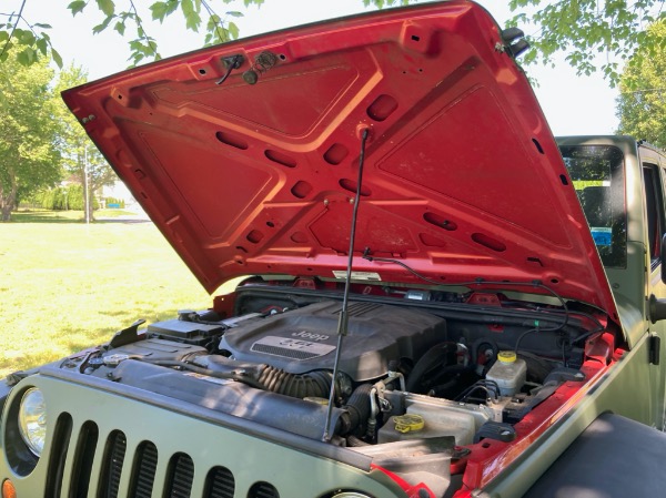 Used-2012-Jeep-Wrangler-Unlimited-Sport