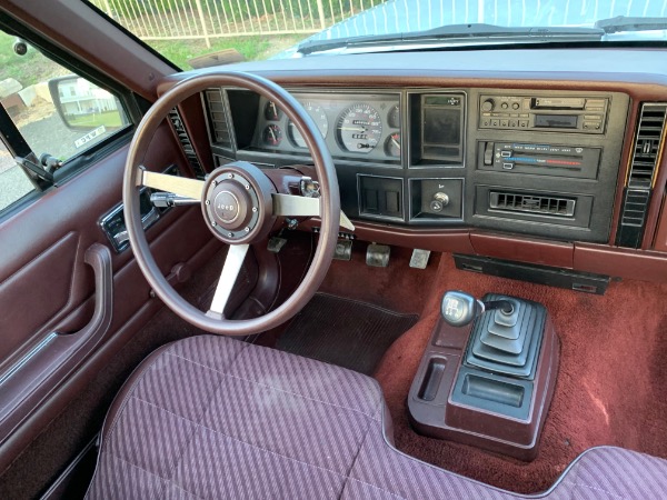 Used-1988-Jeep-Comanche-Pioneer