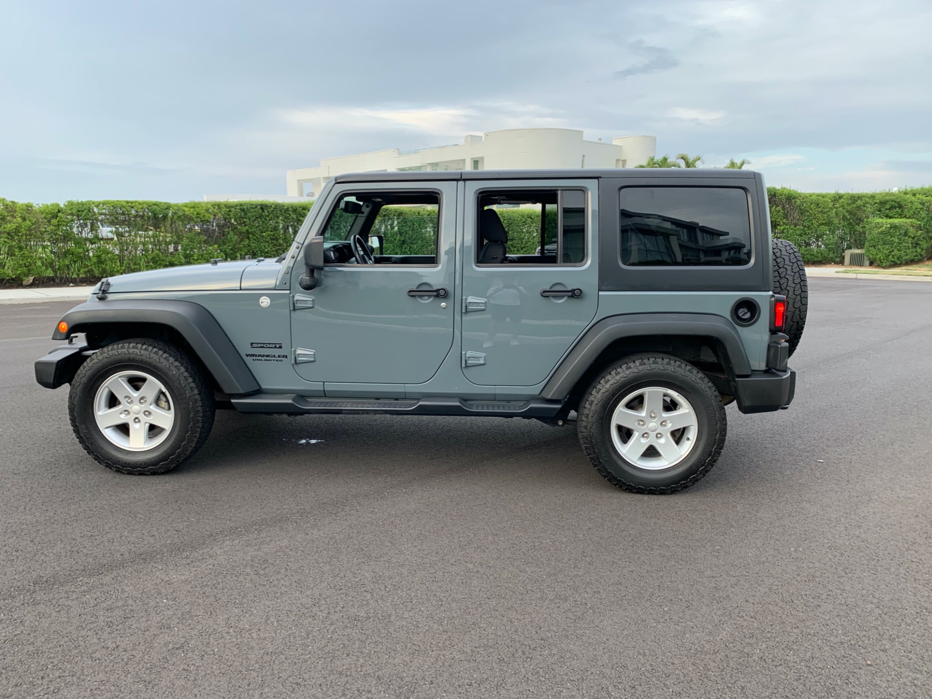 Used 2015 Jeep Wrangler Unlimited Sport For Sale (24,900) Legend