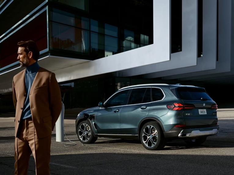 New-2024-BMW-X7-xDrive40i