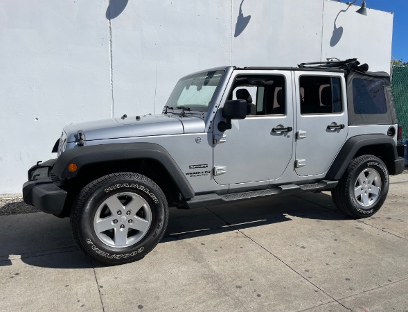 Used-2012-Jeep-Wrangler-Unlimited-Sport