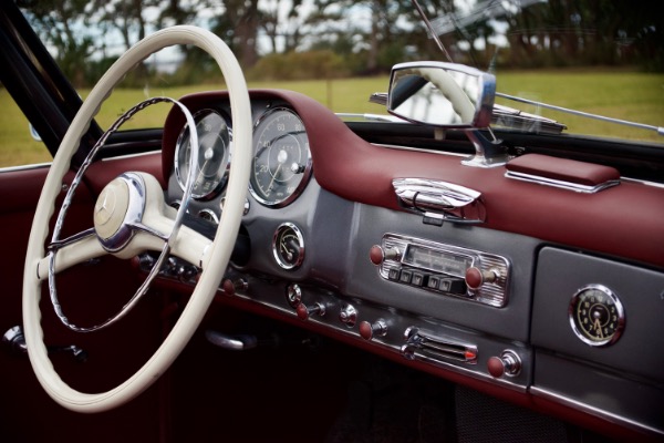 Used-1963-Mercedes-Benz-190SL