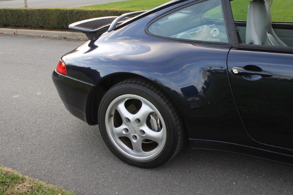 Used-1995-Porsche-911-Carrera-4-993