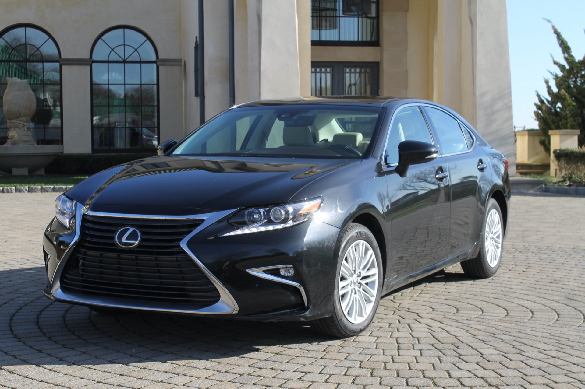 Used 2017 Lexus ES 350 For Sale (22,900) Legend Leasing