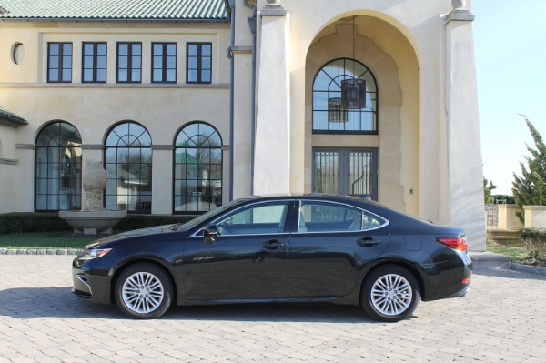 Used-2017-Lexus-ES-350