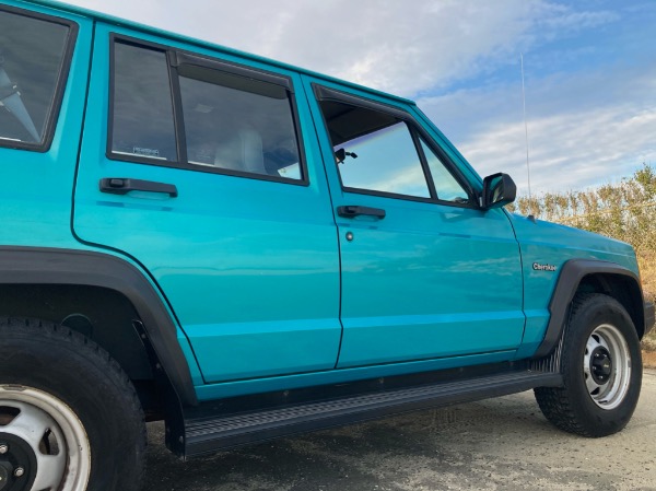 Used-1996-Jeep-Cherokee-SE