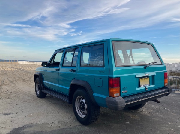 Used-1996-Jeep-Cherokee-SE