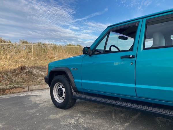 Used-1996-Jeep-Cherokee-SE