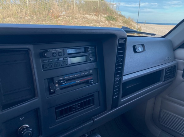 Used-1996-Jeep-Cherokee-SE