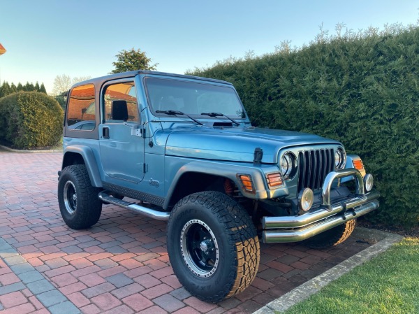 Used-1998-Jeep-Wrangler-Sport