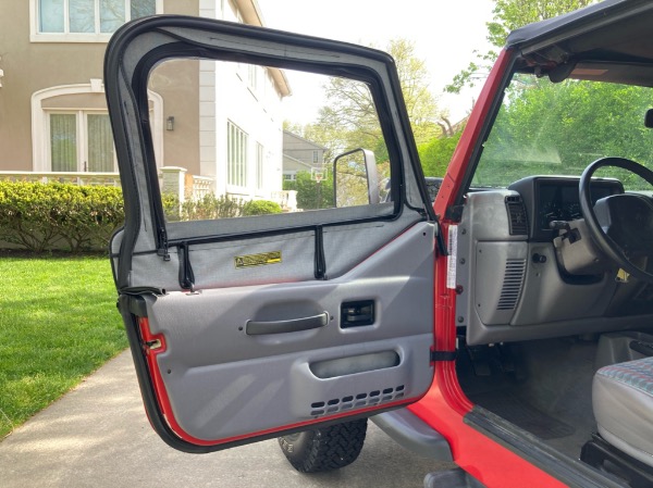Used-1997-Jeep-Wrangler-Sport