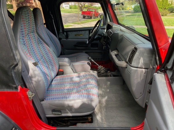 Used-1997-Jeep-Wrangler-Sport