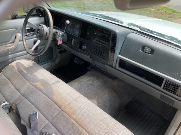 Used-1991-Jeep-Comanche-Pioneer