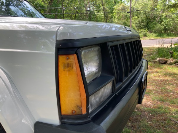 Used-1991-Jeep-Comanche-Pioneer