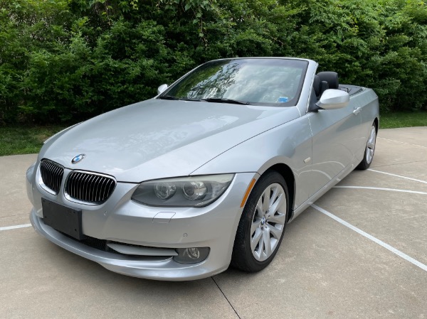 Used-2011-BMW-328i-Convertible-328i