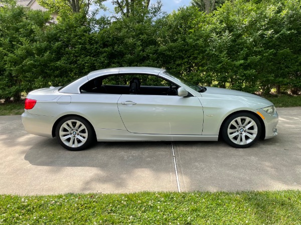 Used-2011-BMW-328i-Convertible-328i