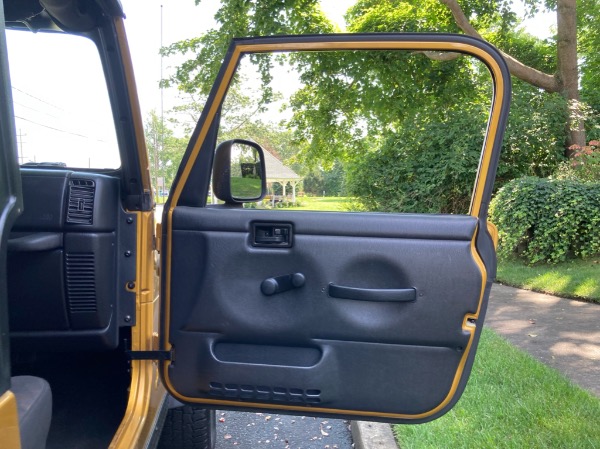 Used-2003-Jeep-Wrangler-Rubicon-