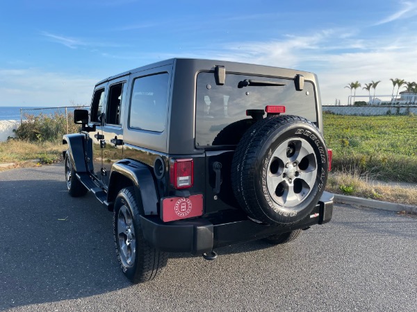 Used-2017-Jeep-Wrangler-Unlimited-Sahara-Sahara