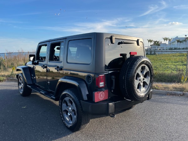 Used-2017-Jeep-Wrangler-Unlimited-Sahara-Sahara