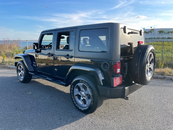 Used-2017-Jeep-Wrangler-Unlimited-Sahara-Sahara