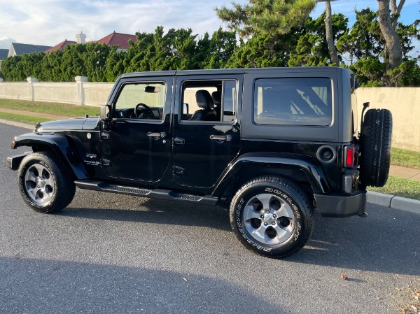 Used-2017-Jeep-Wrangler-Unlimited-Sahara-Sahara