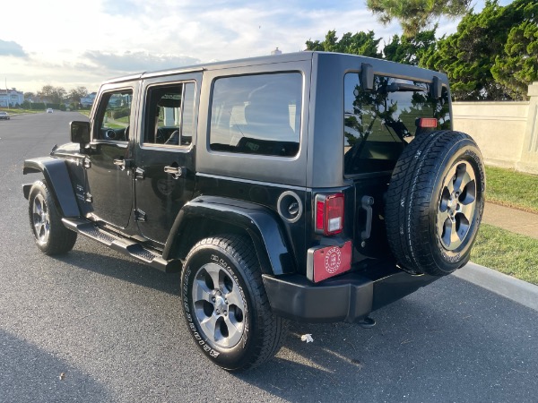 Used-2017-Jeep-Wrangler-Unlimited-Sahara-Sahara