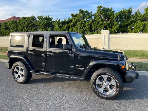 Used-2017-Jeep-Wrangler-Unlimited-Sahara-Sahara