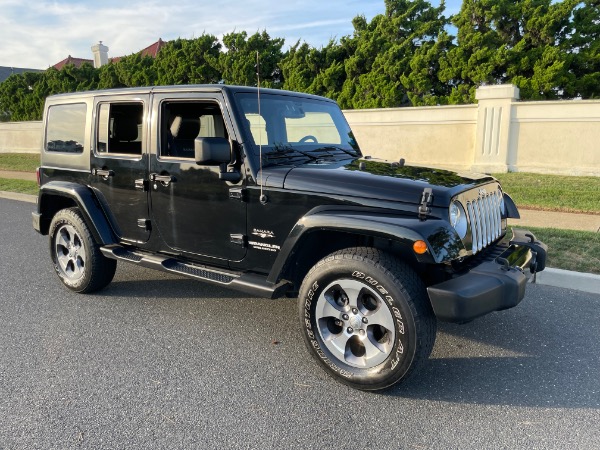 Used-2017-Jeep-Wrangler-Unlimited-Sahara-Sahara