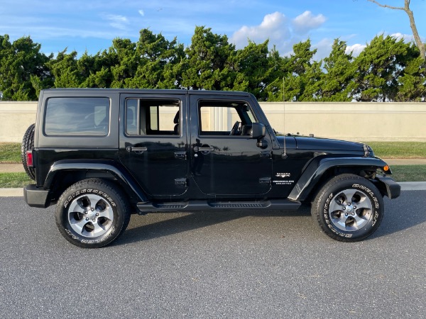 Used-2017-Jeep-Wrangler-Unlimited-Sahara-Sahara