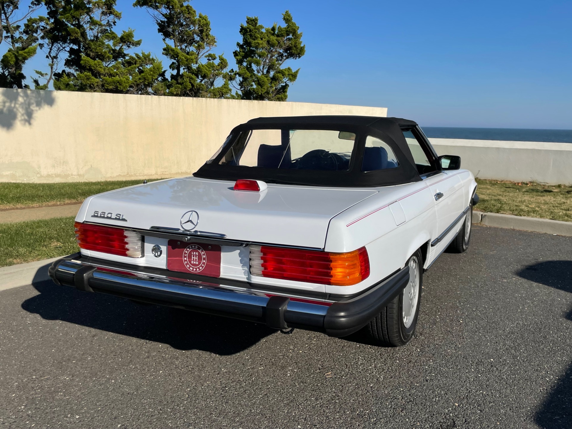 Used-1987-Mercedes-Benz-560-SL-560-SL