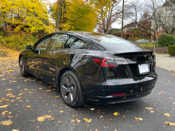 Used-2021-Tesla-Model-3-Standard-Range-Plus