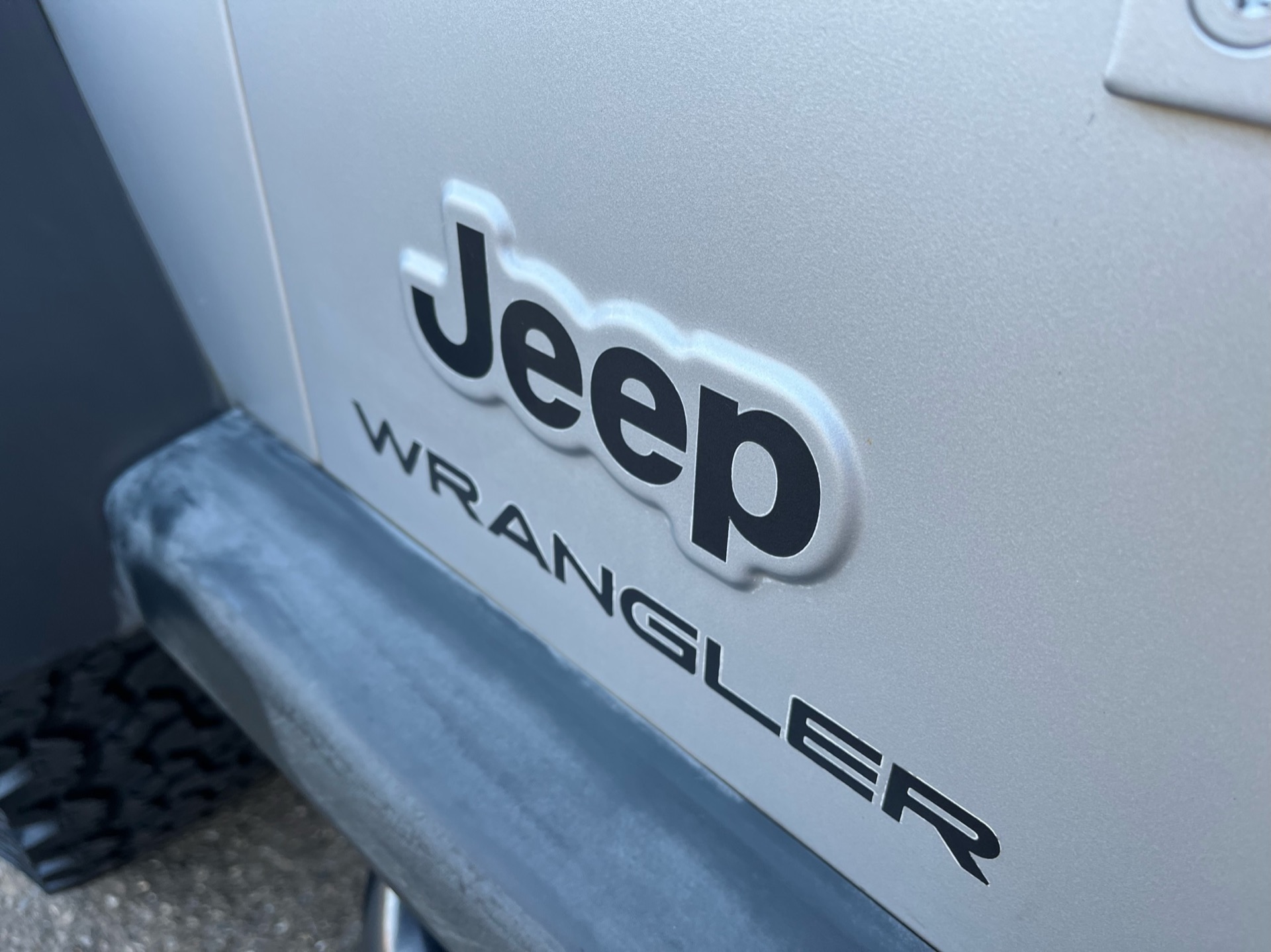 Used-2005-Jeep-Wrangler-X-4x4