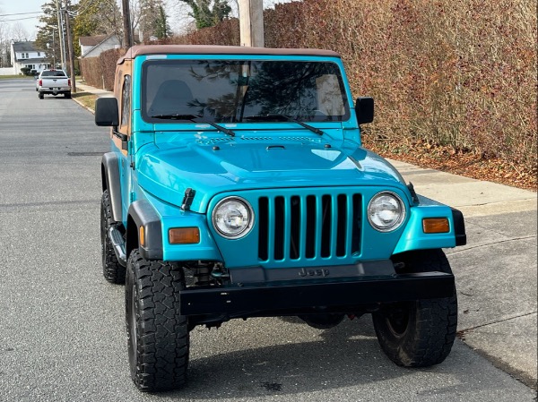 Used-1997-Jeep-Wrangler-SE