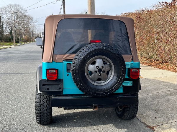 Used-1997-Jeep-Wrangler-SE