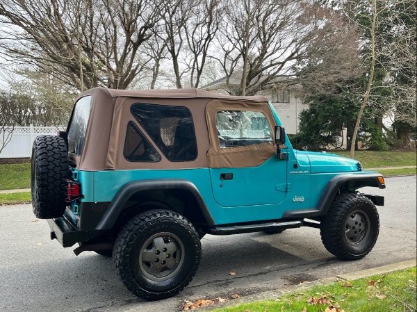 Used-1997-Jeep-Wrangler-SE