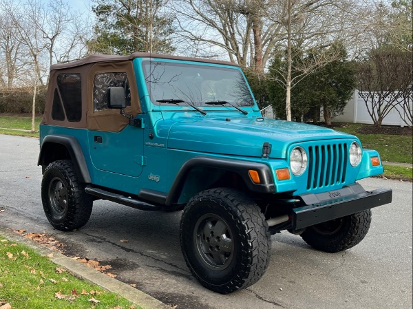 Used-1997-Jeep-Wrangler-SE