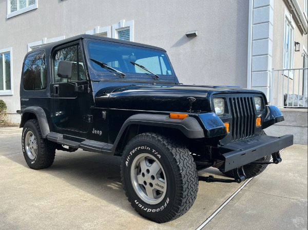 Used-1995-Jeep-Wrangler-YJ-SE