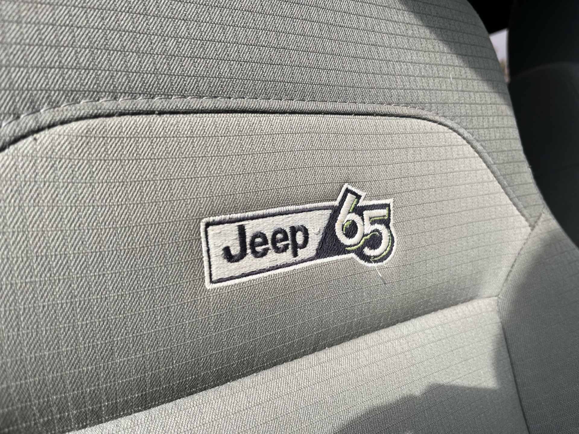 Used-2006-Jeep-Wrangler-65th-Anniversary-Edition