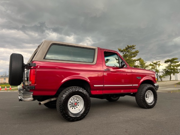 Used-1994-Ford-Bronco-XLT