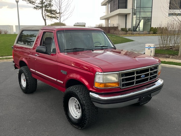 Used-1994-Ford-Bronco-XLT