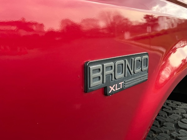 Used-1994-Ford-Bronco-XLT