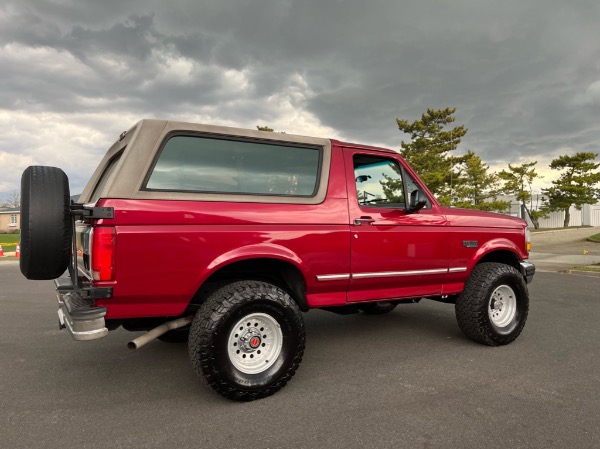 Used-1994-Ford-Bronco-XLT