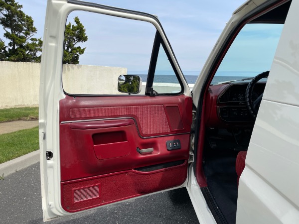 Used-1990-Ford-Bronco-XLT