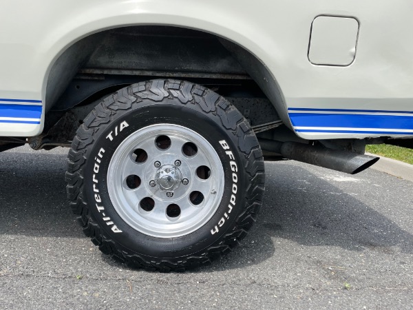 Used-1990-Ford-Bronco-XLT