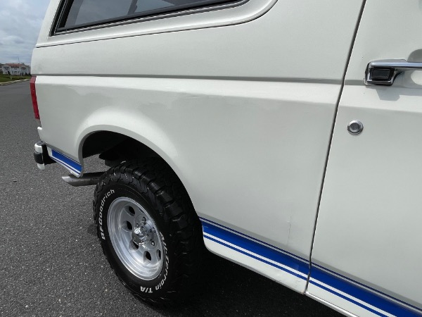 Used-1990-Ford-Bronco-XLT