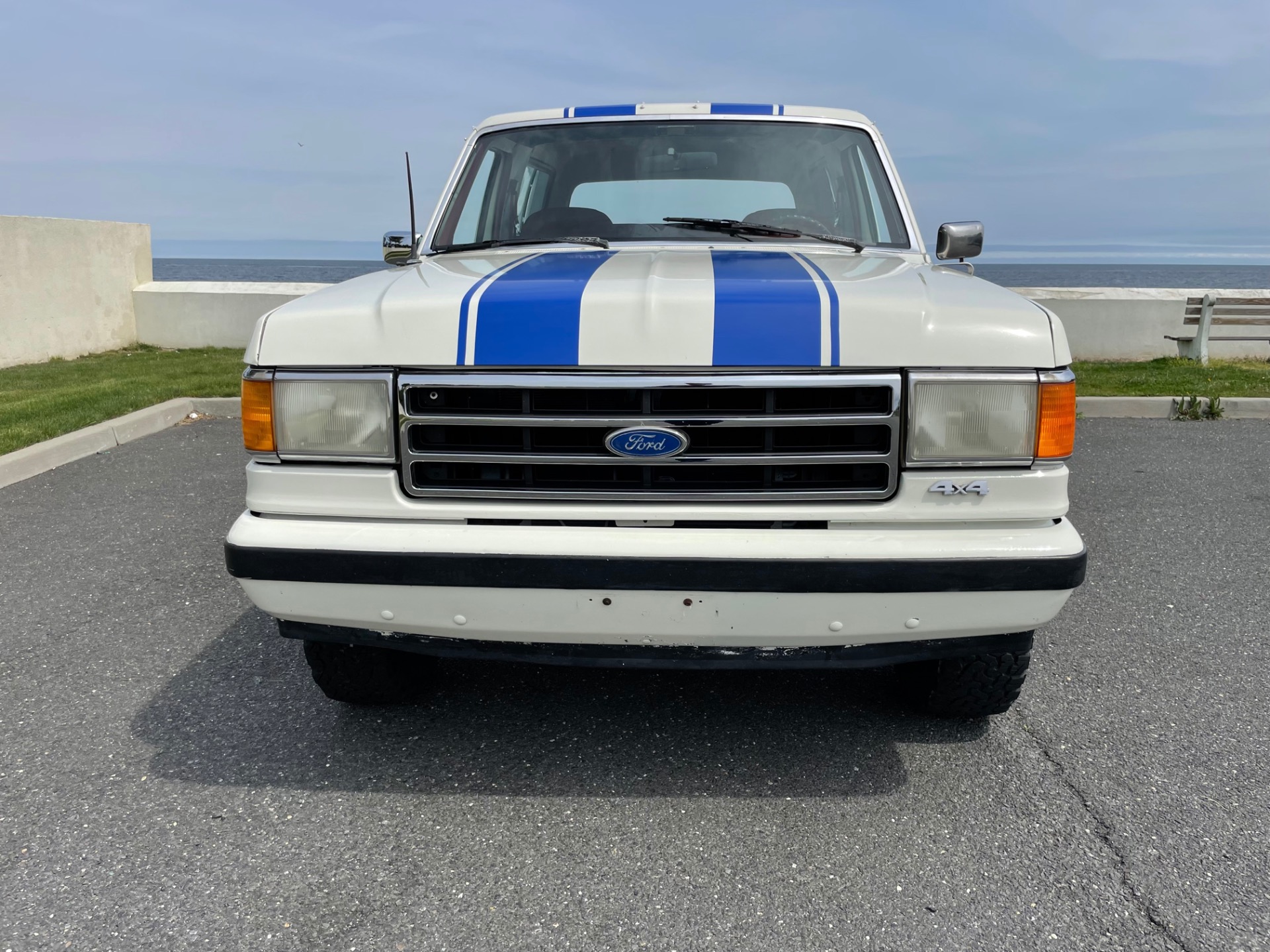 Used-1990-Ford-Bronco-XLT