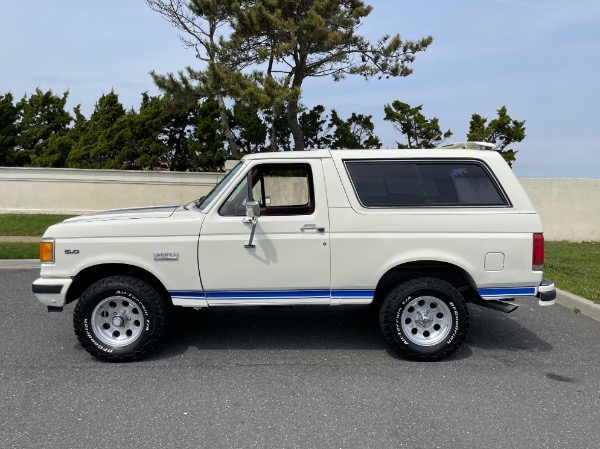 Used-1990-Ford-Bronco-XLT