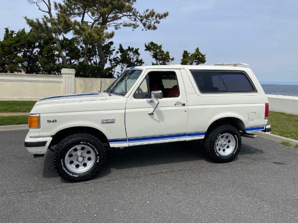 Used-1990-Ford-Bronco-XLT