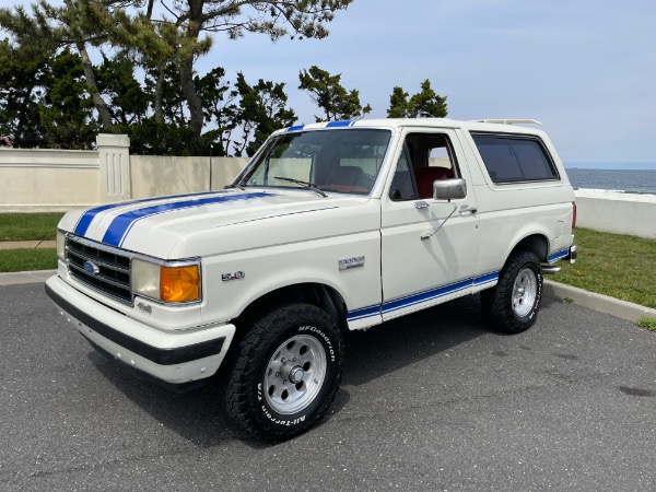 Used-1990-Ford-Bronco-XLT